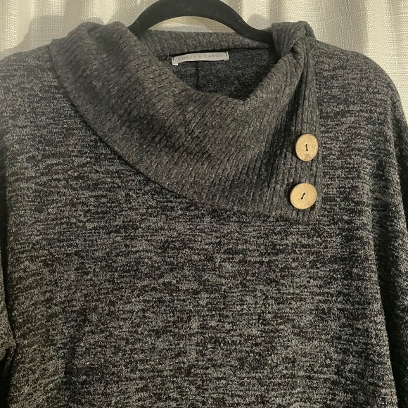 Cowl neck sweater - Picture 2 of 2